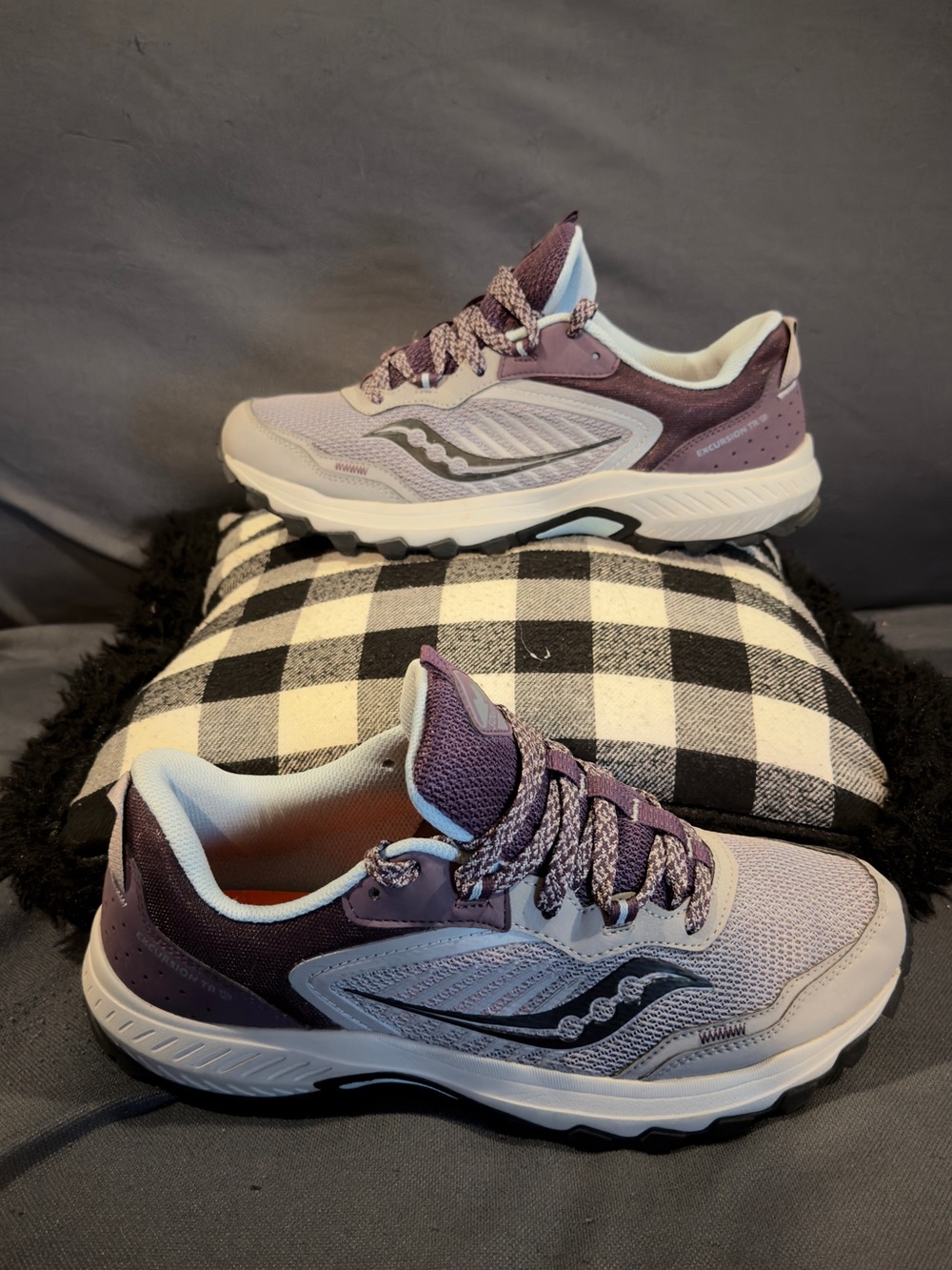 Saucony Women's Lavender and Purple Running Shoes - Cushioned Trainer